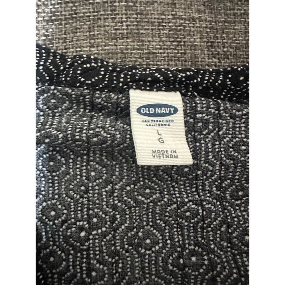 Old Navy Women's L Pullover‎ Short Sleeve V Neck Blouse - Picture 4 of 6